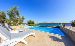  Villa Renata  Трогир